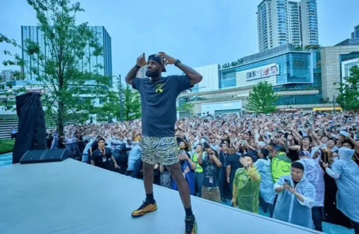 詹姆斯多次, LYLY, cn