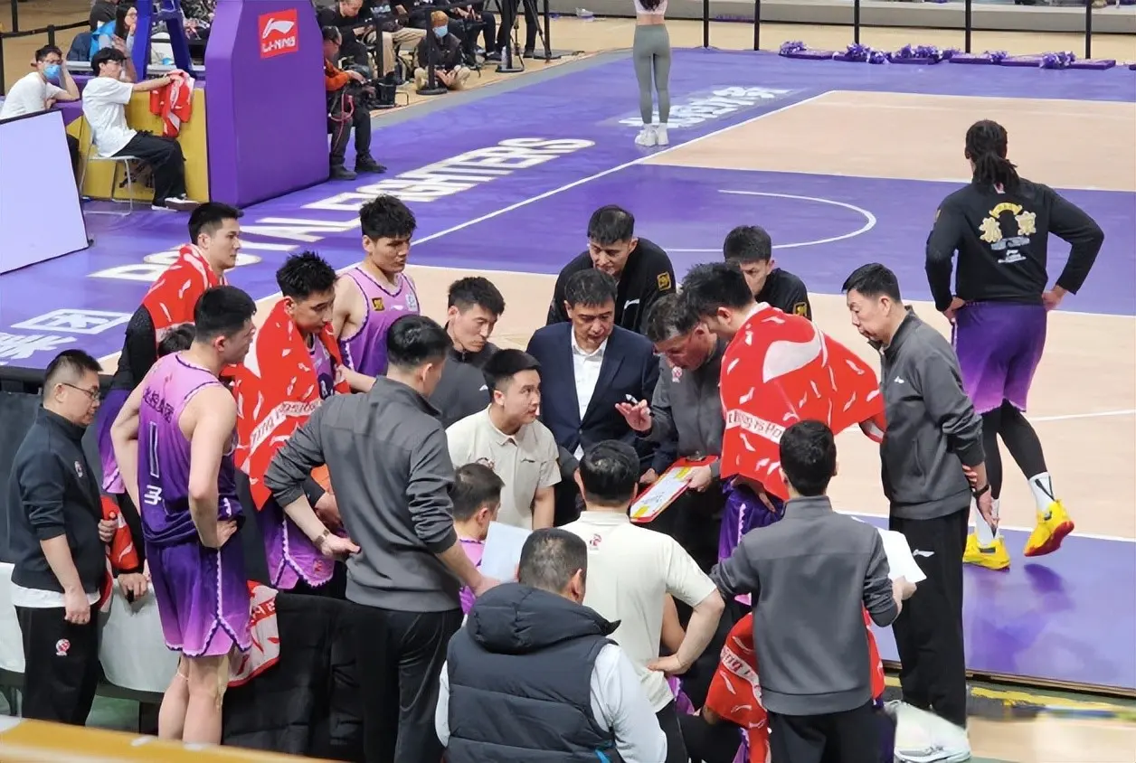 泊乔的交易, CBA最新, 确定的因素