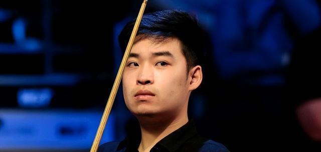 中国小将贺, 塔猜亚 中国小将贺, 塔猜亚