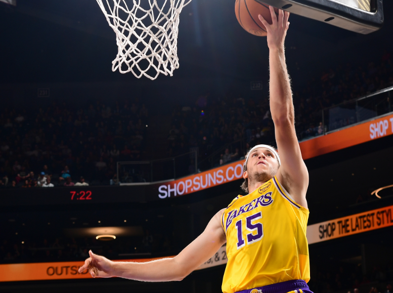 湖人追到, 湖人进攻火 湖人追到, 湖人进攻火