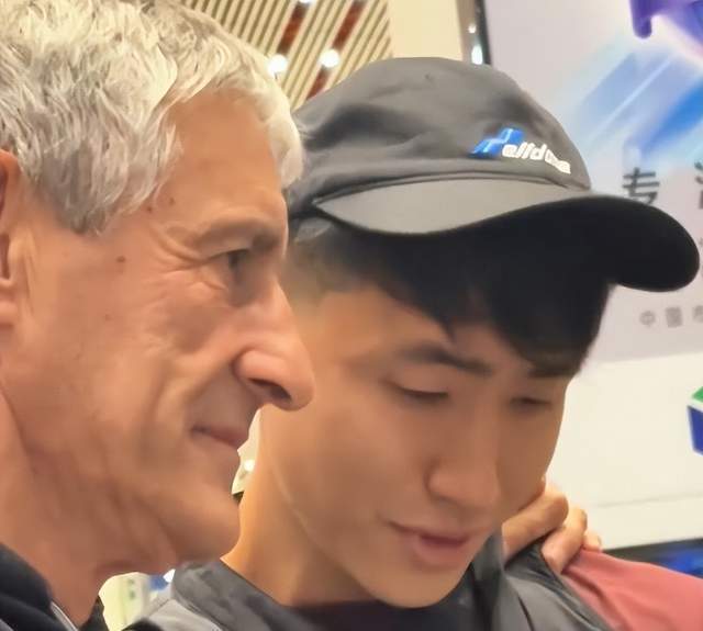 足球寄予深, UHem, 塞蒂恩说的 足球寄予深, UHem, 塞蒂恩说的